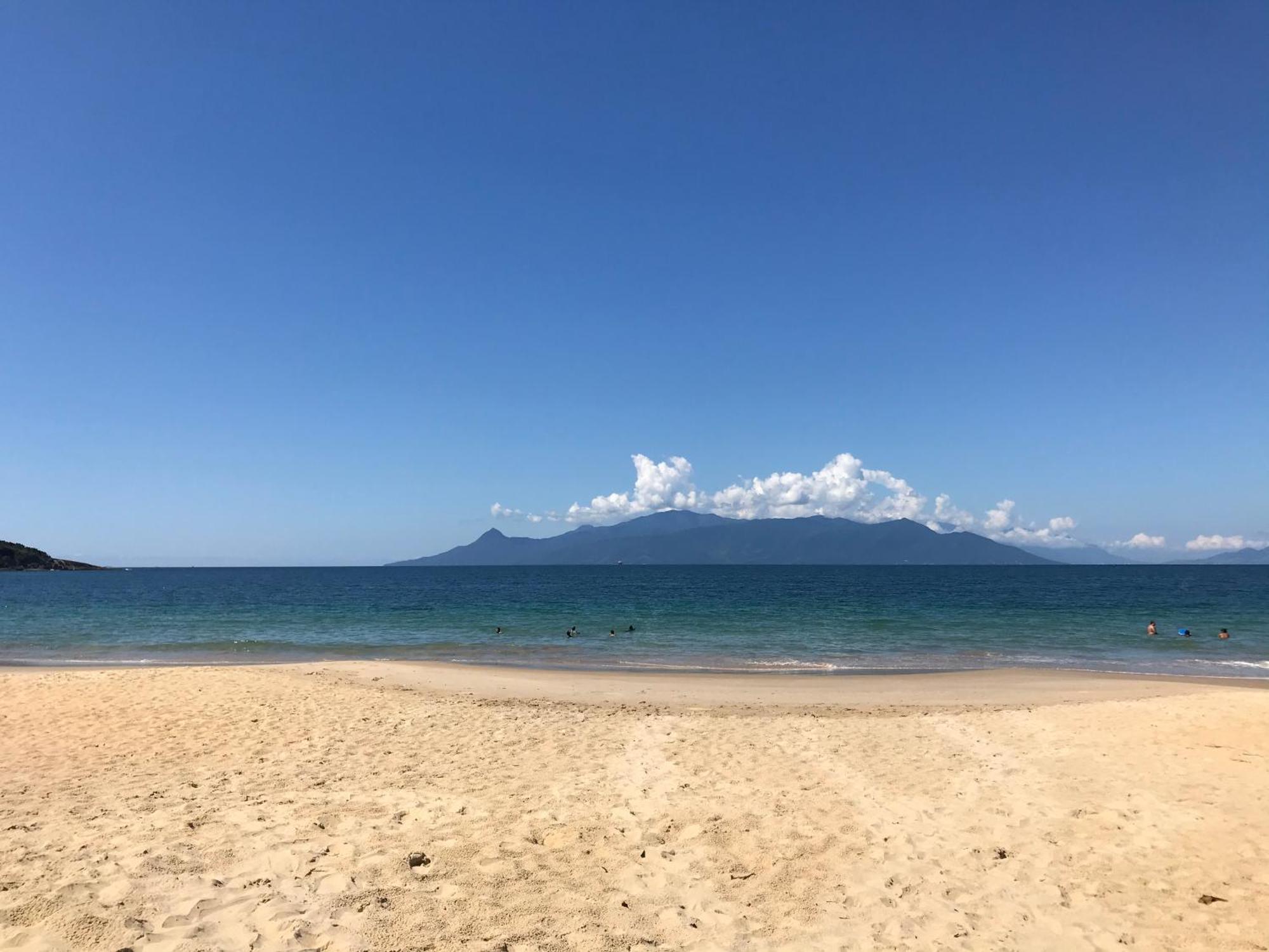 Casa Aconchegante A 200 Mts Da Praia Da Maranduba Ubatuba Eksteriør bilde